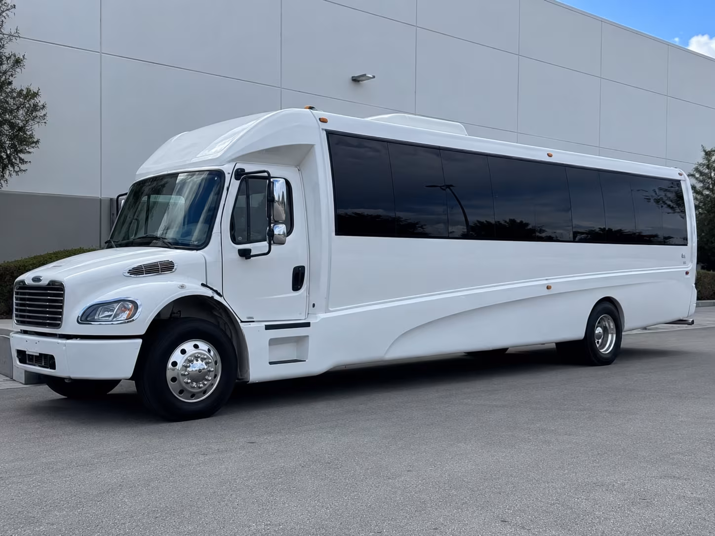 broken arrow wedding party bus rental