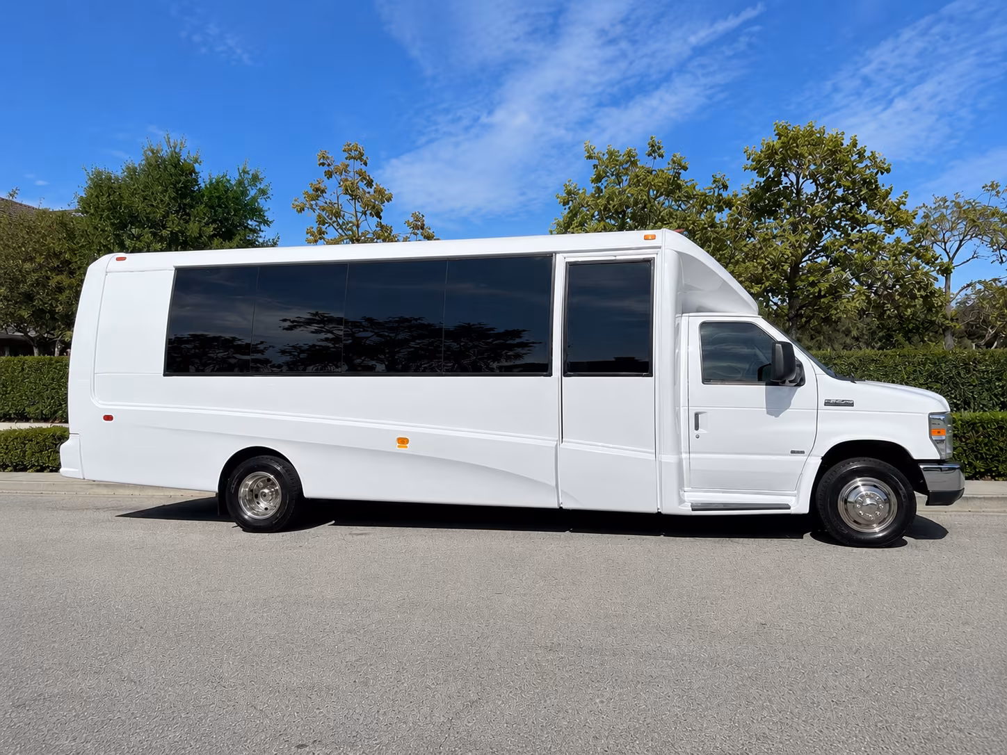 bus rentals for corporate relocations and multi stop business travel in broken arrow