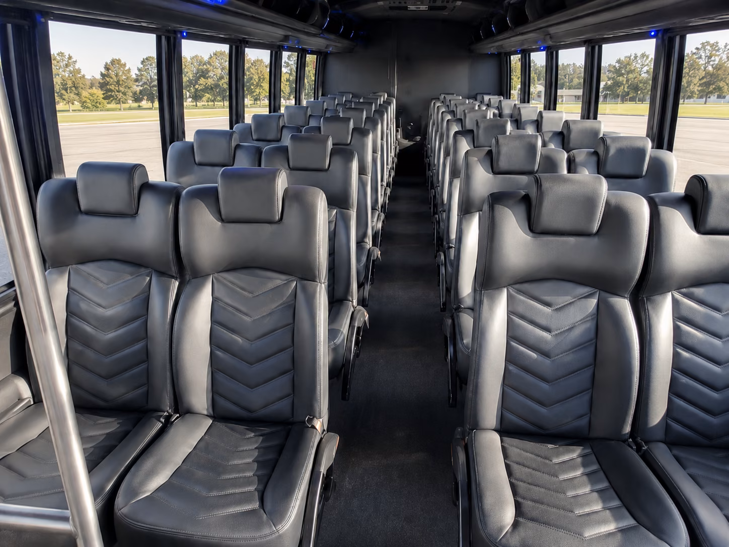minibus rentals for small group wine tastings near broken arrow